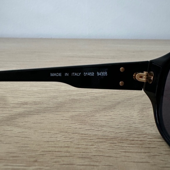 CHANEL CC Logo Black Retro Sunglasses 01452 94305 - Picture 8 of 11
